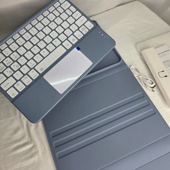 Compatible for iPad 11th 10th Gen Case w Keyboard Folio Cover w Pencil Holder - Picture 5 of 12